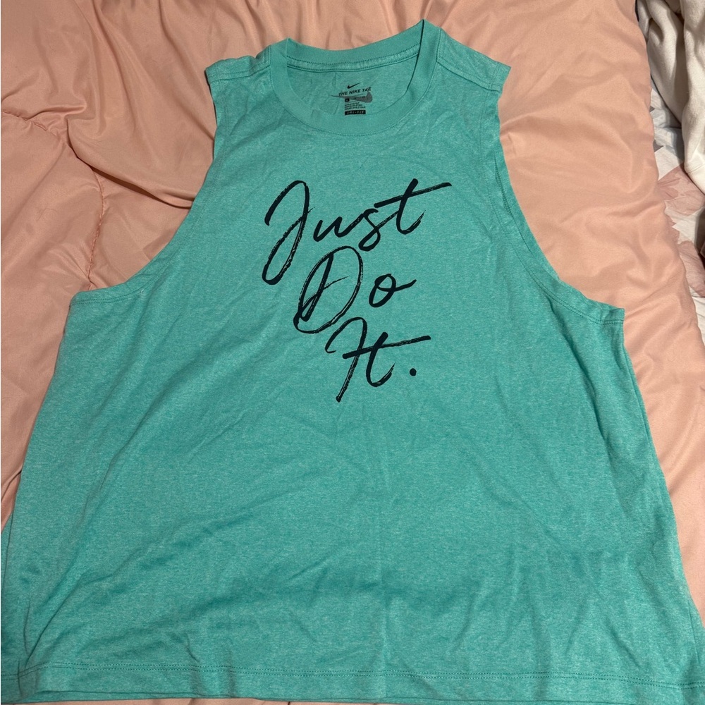 Nike Women's Aqua Muscle Tee